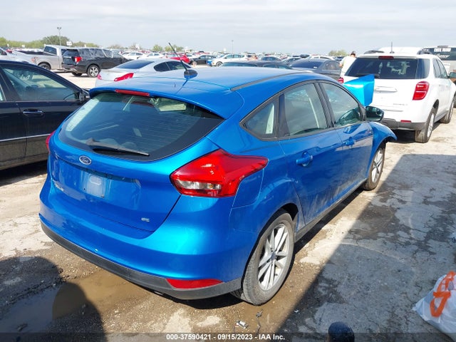 Ford FOCUS SE 2015 1FADP3K23FL312467 Image 4