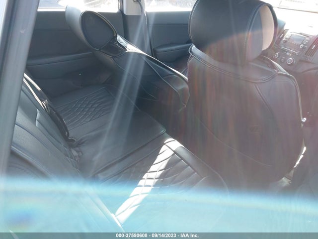 2011 HYUNDAI ELANTRA TOURING GLS VIN: KMHDC8AE8BU098025