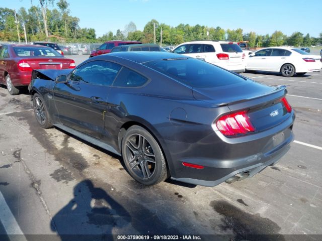2018 FORD MUSTANG 1FA6P8CF8J5106484 Photo 2