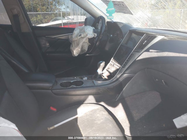 JN1EV7AR2HM834923 Infiniti Q50 3.0t Premium