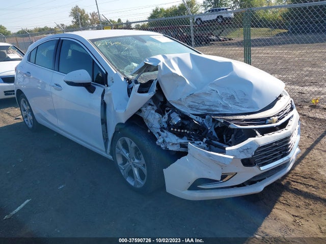 Chevrolet Cruze Premier 2018 3G1BF6SM7JS616713 Image 1