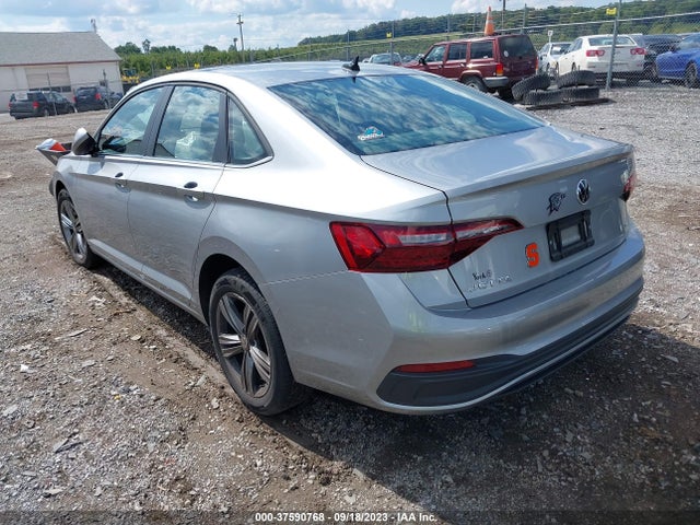 3VW7M7BU3NM010972 Volkswagen JETTA SE