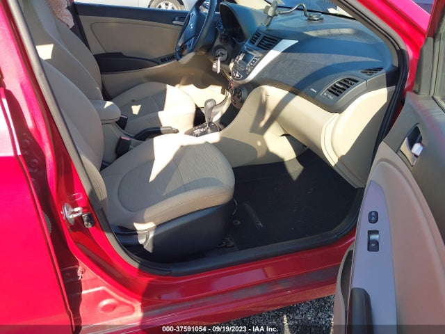 2016 HYUNDAI ACCENT SE VIN: KMHCT4AE3GU116040