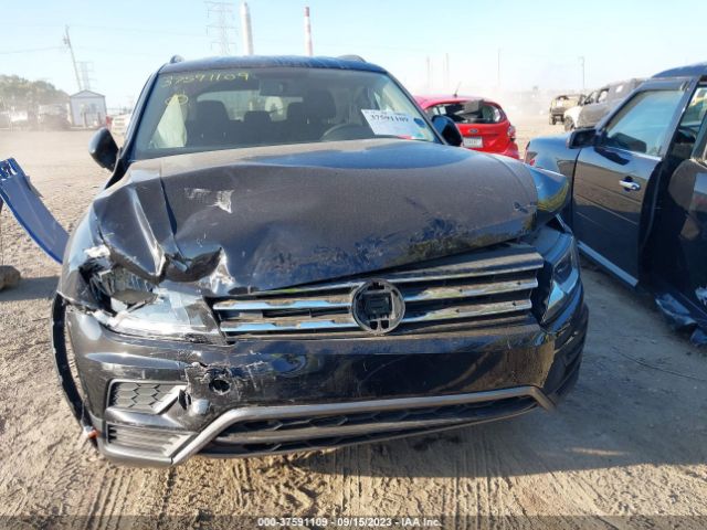 3VV0B7AX1KM023786 Volkswagen Tiguan 2.0t S