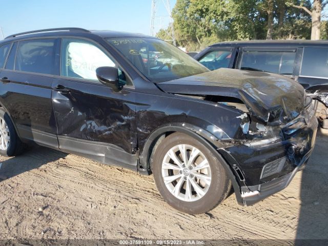 3VV0B7AX1KM023786 Volkswagen Tiguan 2.0t S