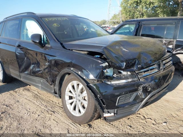 3VV0B7AX1KM023786 Volkswagen Tiguan 2.0t S