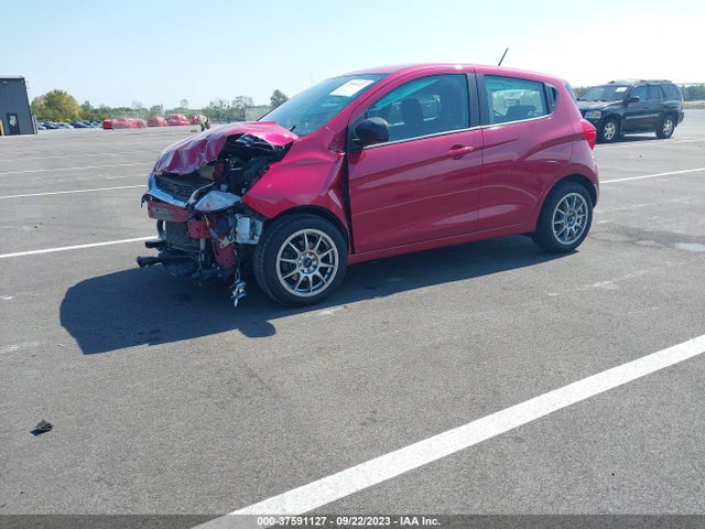 Chevrolet SPARK LS 2019 KL8CB6SA0KC738617 Image 2