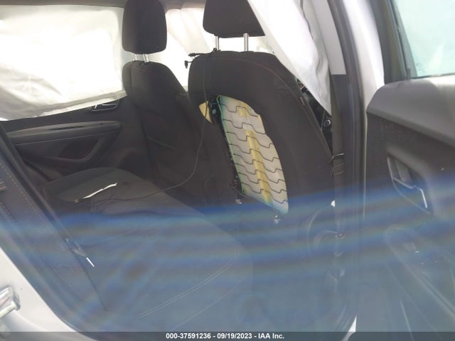 Chevrolet TRAX LS 2020 3GNCJKSB0LL300611 Image 8