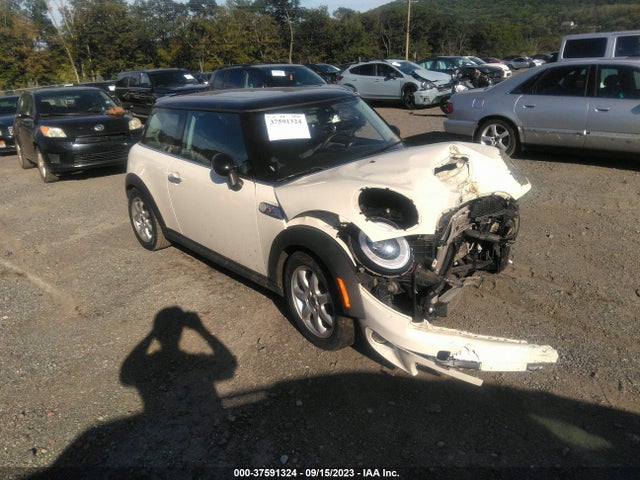 2008 MINI COOPER HARDTOP WMWMF73558TT93890 Photo 0