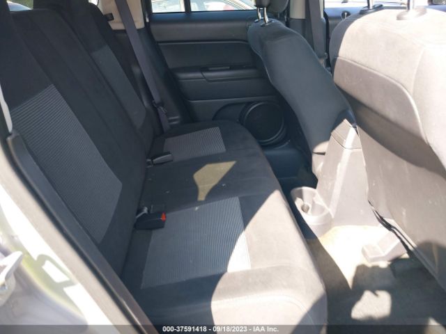 1C4NJRFB1GD765530 Jeep Patriot Latitude