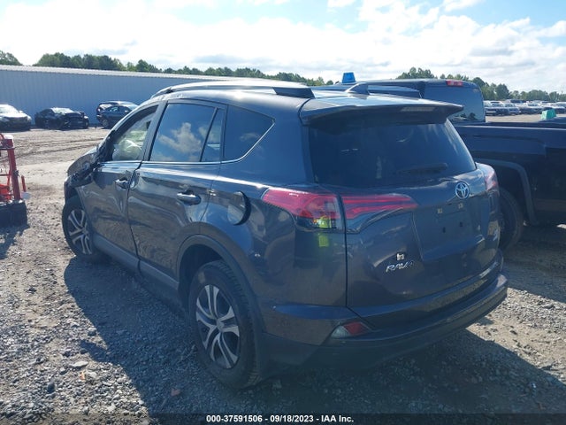Toyota RAV4 LE 2018 JTMBFREV2JJ229176 Image 3