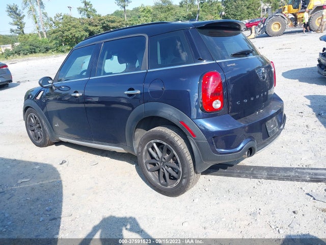 2015 MINI COOPER COUNTRYMAN WMWZC5C53FWM19692 Photo 2