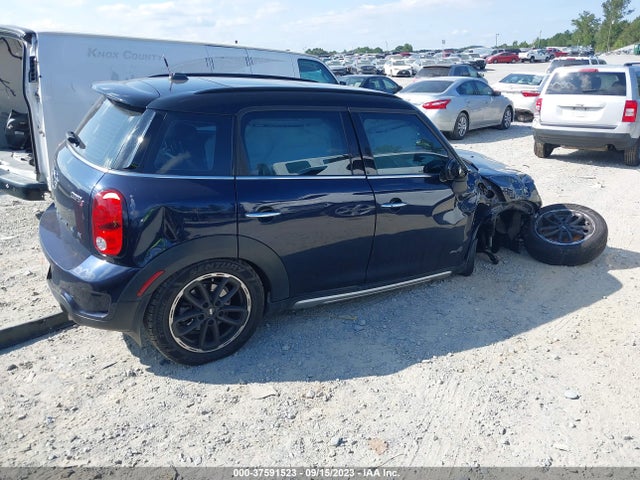 2015 MINI COOPER COUNTRYMAN WMWZC5C53FWM19692 Photo 3
