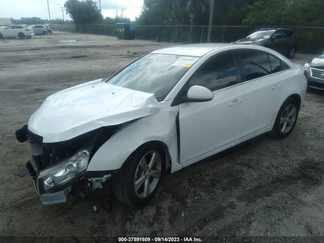 Chevrolet CRUZE LT 2015 1G1PE5SB8F7201794 Image 2