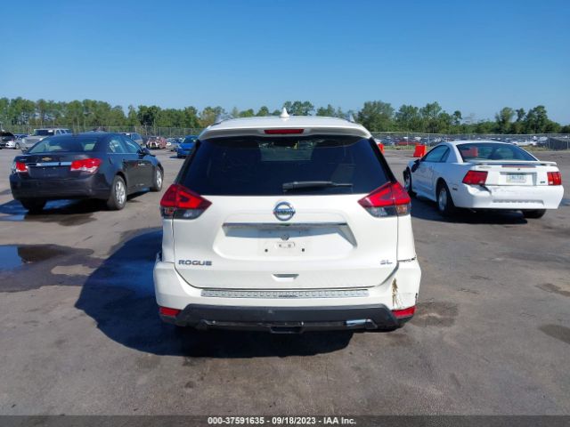 JN8AT2MT9JW491991 Nissan Rogue Sl