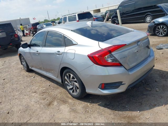 19XFC2F79JE015106 Honda Civic Sedan Ex