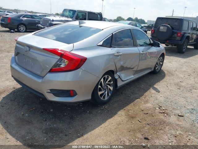 19XFC2F79JE015106 Honda Civic Sedan Ex