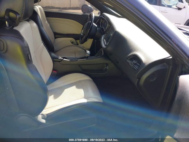 2C3CDZAG9GH315908 Dodge Challenger Sxt Plus