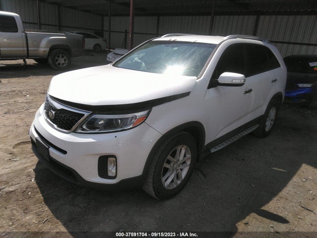 KIA Sorento Lx V6 2015 5XYKT4A76FG555315 Image 2