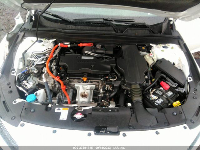 1HGCV3F9XLA008872 Honda Accord Hybrid Touring