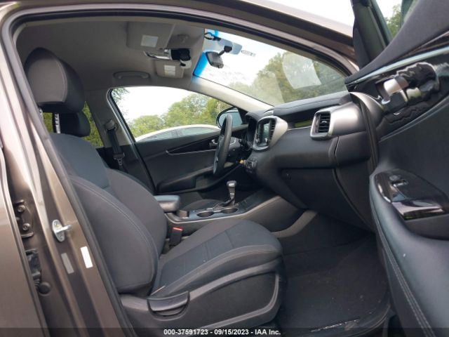 5XYPGDA5XKG440753 KIA Sorento Lx V6