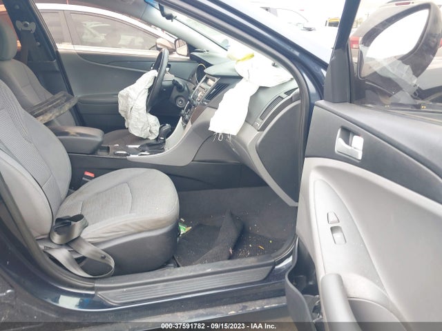 2012 HYUNDAI SONATA GLS VIN: 5NPEB4AC2CH441720