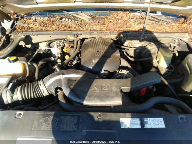 2001 CHEVROLET TAHOE 1GNEK13T91R208670 Photo 9