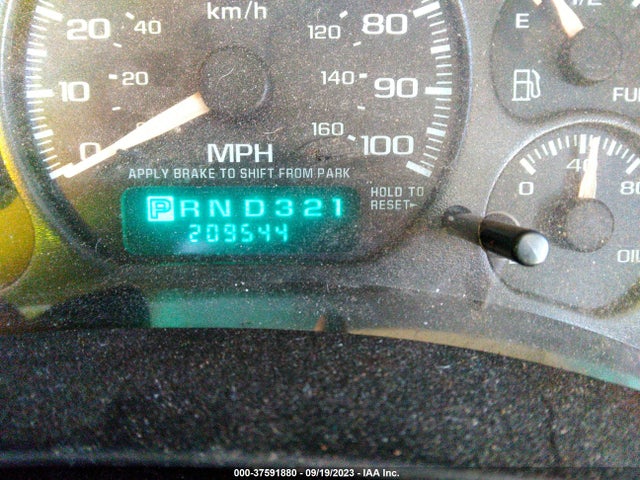 2001 CHEVROLET TAHOE 1GNEK13T91R208670 Photo 6