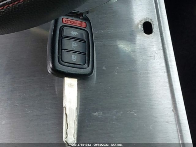 1HGCR2F18HA023807 Honda Accord Sedan Sport Se