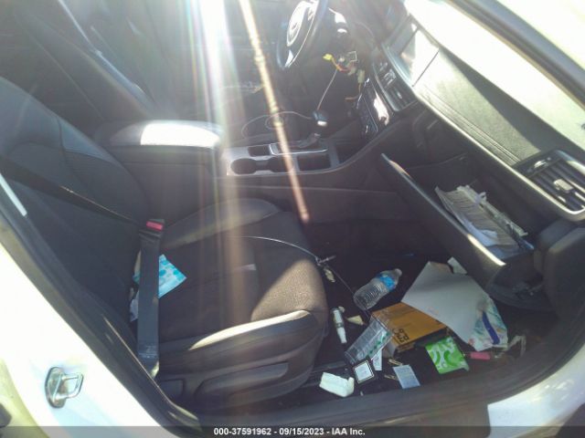 5XXGT4L33JG236757 KIA Optima S