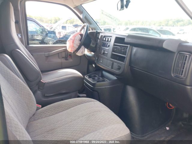 2017 GMC SAVANA CARGO VAN 1GTW7AFF1H1125781 Photo 4