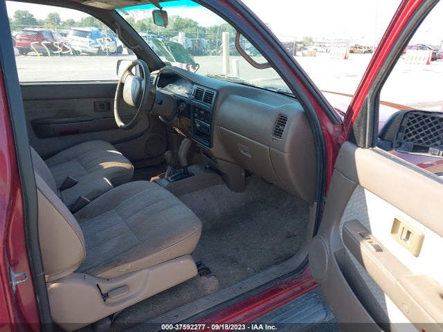 1997 TOYOTA TACOMA VIN: 4TAWN72N8VZ318301