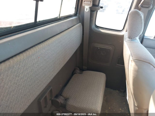 1997 TOYOTA TACOMA VIN: 4TAWN72N8VZ318301