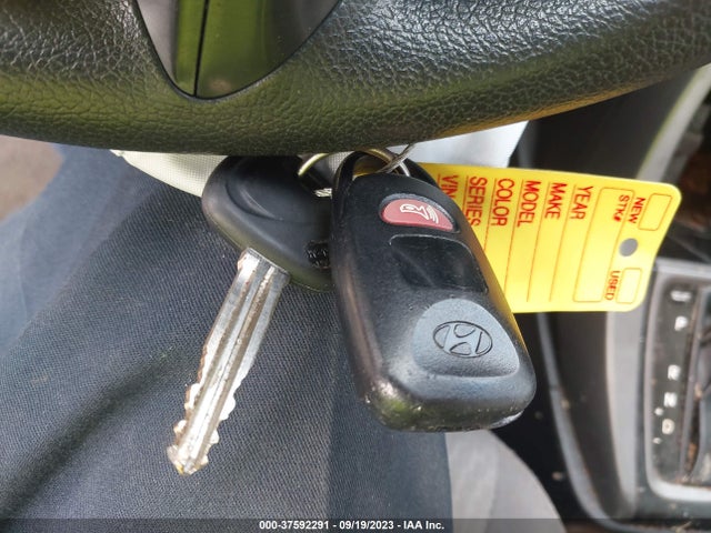 Hyundai ELANTRA SE 2016 5NPDH4AE5GH686674 Image 11