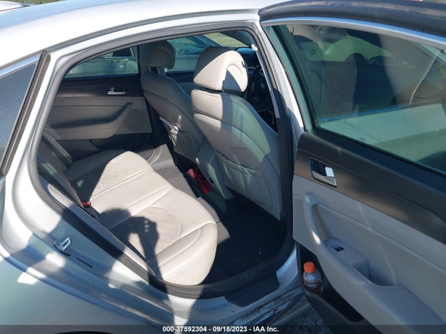 2015 HYUNDAI SONATA 2.4L SPORT VIN: 5NPE34AF1FH092772