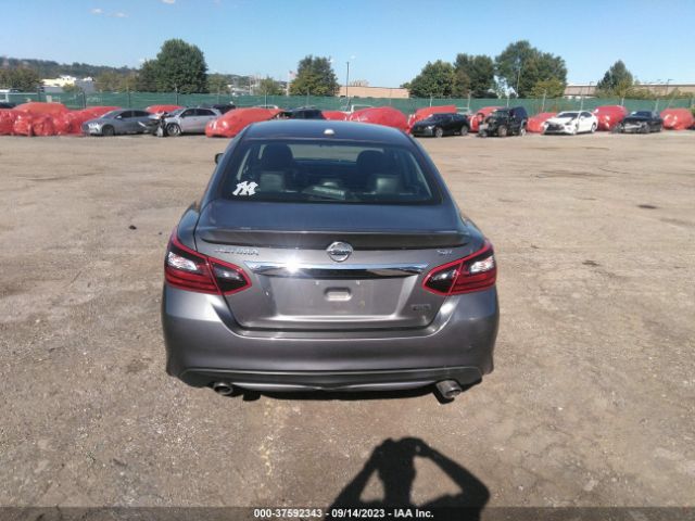 1N4AL3AP2JC257028 Nissan Altima 2.5 Sr