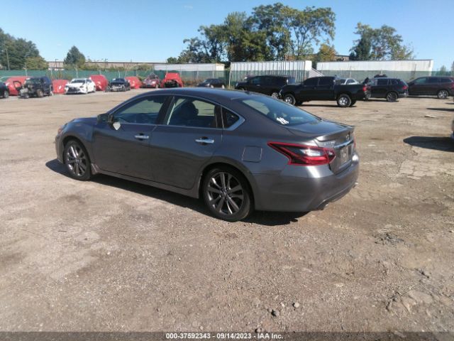 1N4AL3AP2JC257028 Nissan Altima 2.5 Sr