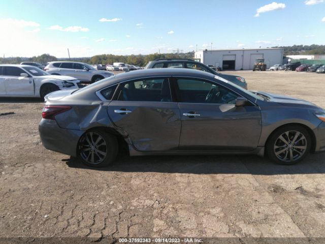 1N4AL3AP2JC257028 Nissan Altima 2.5 Sr
