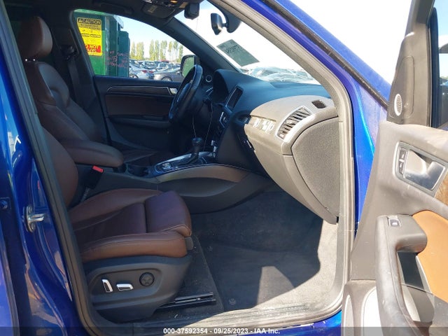 WA1D7AFP0HA019073 Audi Q5 Premium Plus