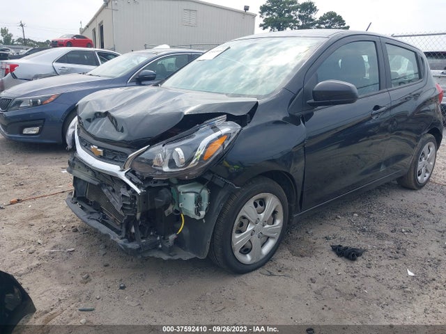 Chevrolet SPARK LS 2019 KL8CB6SA7KC704237 Image 2