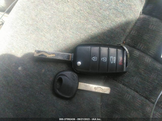 3KPA24ABXJE066649 KIA RIO S