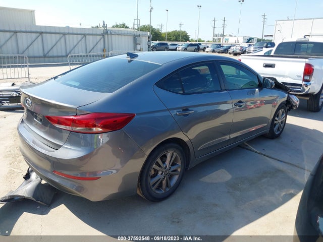 Hyundai ELANTRA SEL 2018 5NPD84LF5JH245656 Image 4