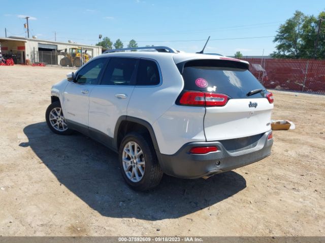 1C4PJLCBXEW217652 Jeep Cherokee Latitude