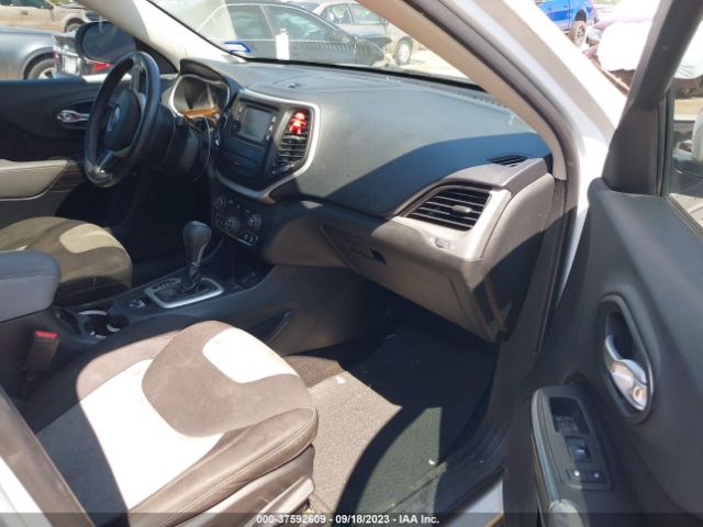 1C4PJLCBXEW217652 Jeep Cherokee Latitude