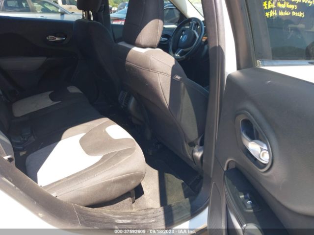 1C4PJLCBXEW217652 Jeep Cherokee Latitude