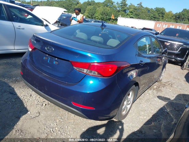 Hyundai ELANTRA SE 2015 5NPDH4AEXFH564147 Image 4