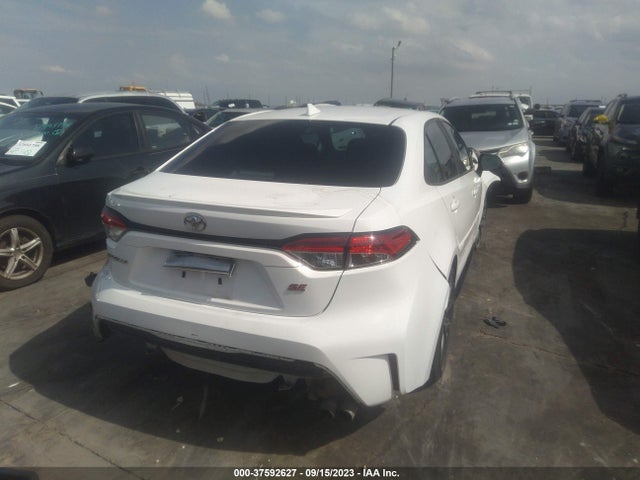 Toyota COROLLA SE 2020 5YFP4RCE2LP022378 Image 4