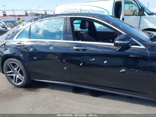 WDDUG8CB8FA102082 Mercedes-Benz S-class S 550