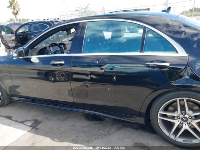 WDDUG8CB8FA102082 Mercedes-Benz S-class S 550