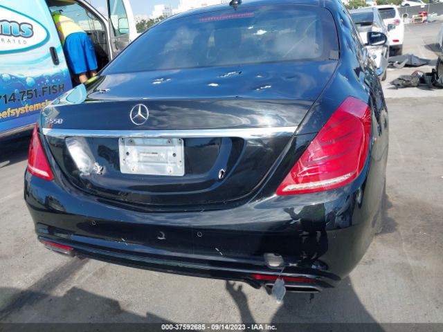 WDDUG8CB8FA102082 Mercedes-Benz S-class S 550